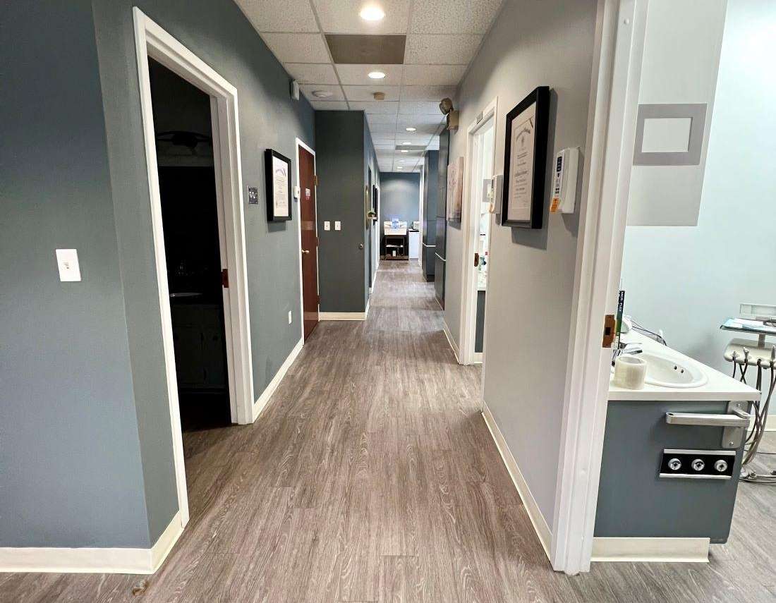 cosmetic dentist office brentwood tn